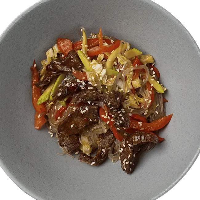 Фунчоза со свининой, овощами и соусом терияки