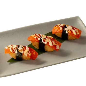 Сет нигири в темпуре с лососем