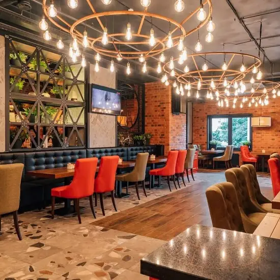 Мытищи, ул. Мира 32, к. 2, ТЦ "4 DAILY" (1 этаж)