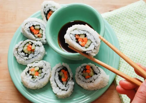 Сколько калорий в роллах