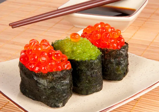 Гункан-суши: особенности приготовления и виды