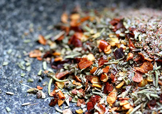 Приправы для пиццы: традиционные решения и необычные варианты